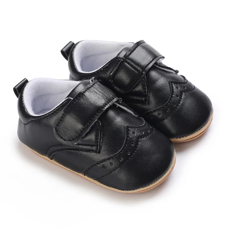 Clássico sapatos de bebê recém-nascido branco sapatos casuais meninos meninas sapatos moda tênis sola macia antiderrapante sapatos da criança primeiros caminhantes