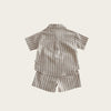 Camisa e shorts listrados de algodão para crianças da moda, conjunto combinado de conforto e estilo, ideal para crianças de 1 a 5 anos