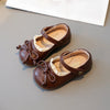 Sapatos de couro PU com borla para meninas, sola macia antiderrapante, dedo do pé redondo, laço, princesa doce, ao ar livre, primavera, outono