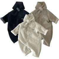 Macacão de bebê coreano cachecol conjunto outono inverno lã de cordeiro macacão para meninos meninas da criança roupas infantis soltas recém-nascidos macacão 2 pçs