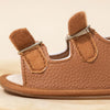 Novas sandálias do bebê sapatos de bebê menino menina sandálias pu sola de fundo macio anti-deslizamento infantil primeiro walker sapatos de berço mocassins recém-nascidos