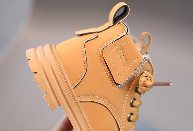Crianças inverno novo grosso de pelúcia quente botas de neve sapatos de algodão crianças bebê outono único botas moda bota de couro do plutônio