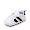 Sapatilhas de couro com sola macia para recém-nascidos, primeiro andador antiderrapante, sapatos infantis casuais, bebês meninos e meninas, novos para primavera e outono