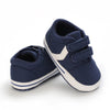 Venda quente sapatos de bebê clássico sola macia sapatos recém-nascidos casuais moda sapatos esportivos infantil da criança tiras cor sólida sapatos berço