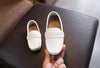 Meninos sapatos primavera outono crianças oxfords meninos deslizamento em apartamentos sapatos de couro macio do plutônio da criança preto branco mocassins para menino