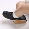 Clássico sapatos de bebê recém-nascido branco sapatos casuais meninos meninas sapatos moda tênis sola macia antiderrapante sapatos da criança primeiros caminhantes